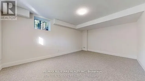 50 Third Avenue South Uxbridge ON L9P 1K5