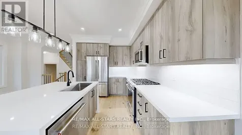 48 Third Avenue South Uxbridge ON L9P 1K5