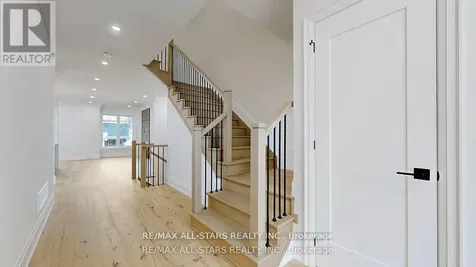 48 Third Avenue South Uxbridge ON L9P 1K5