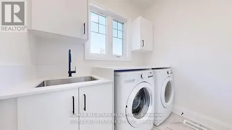 48 Third Avenue South Uxbridge ON L9P 1K5