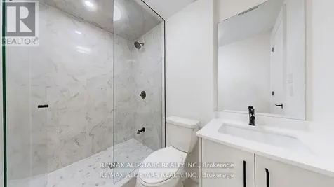48 Third Avenue South Uxbridge ON L9P 1K5