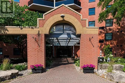 9 Bonheur Court Brantford ON N3P 1Z5