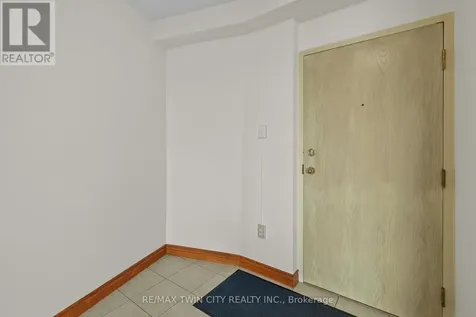 9 Bonheur Court Brantford ON N3P 1Z5
