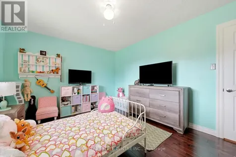 13 Douglas Crescent Erin ON N0B 1Z0