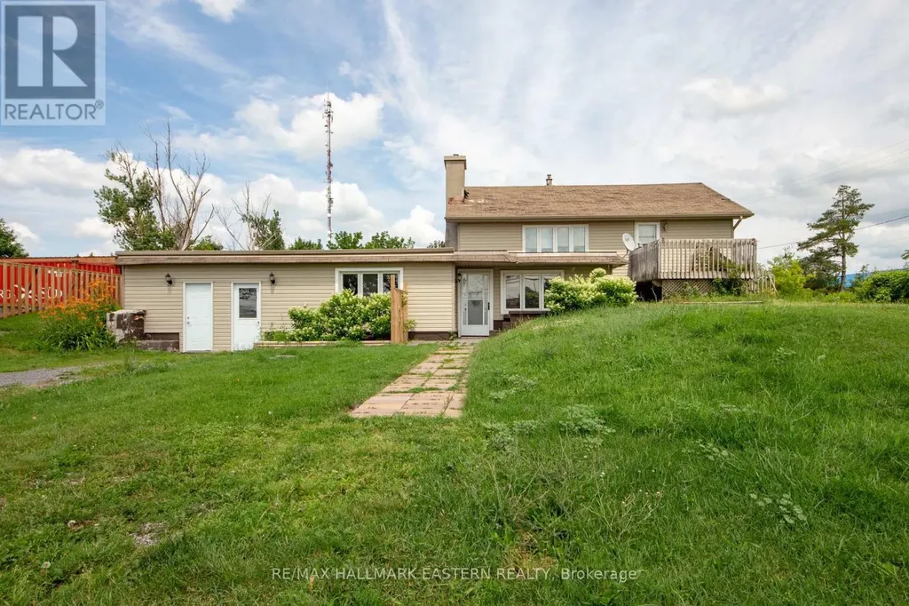 1624 Chemong Road Selwyn ON K9J 6X2
