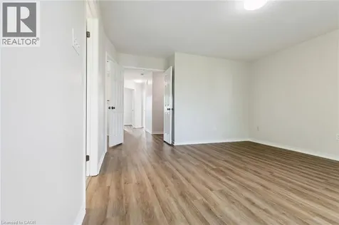 111 Bloomington Drive Cambridge ON N1P 1J6