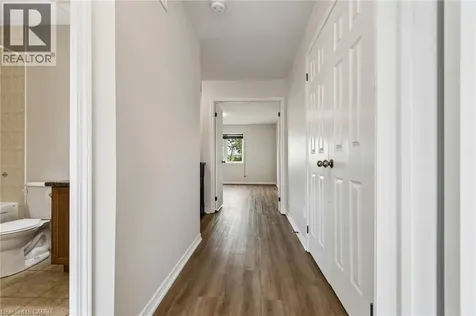 111 Bloomington Drive Cambridge ON N1P 1J6