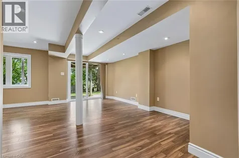 111 Bloomington Drive Cambridge ON N1P 1J6