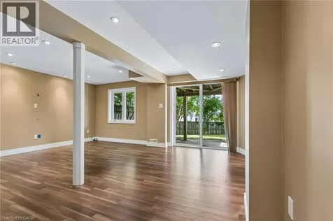111 Bloomington Drive Cambridge ON N1P 1J6