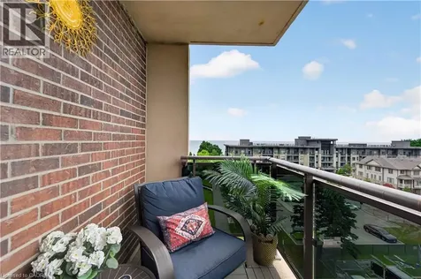 301 Frances Avenue Stoney Creek ON L8E 3W6