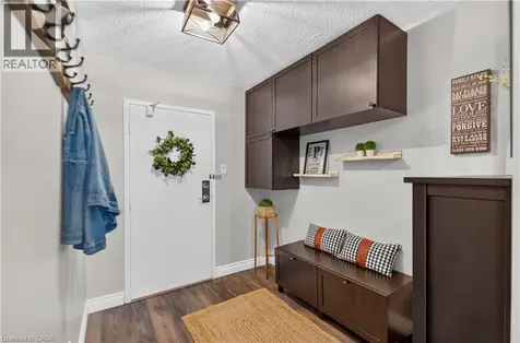 301 Frances Avenue Stoney Creek ON L8E 3W6