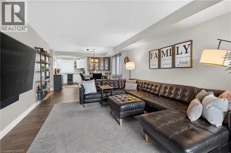 301 Frances Avenue Stoney Creek ON L8E 3W6