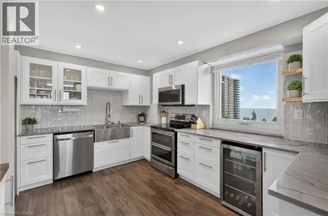 301 Frances Avenue Stoney Creek ON L8E 3W6