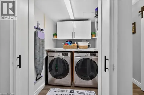 301 Frances Avenue Stoney Creek ON L8E 3W6