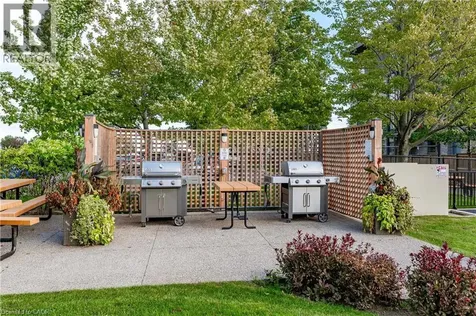 301 Frances Avenue Stoney Creek ON L8E 3W6
