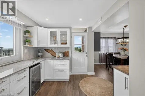 301 Frances Avenue Stoney Creek ON L8E 3W6