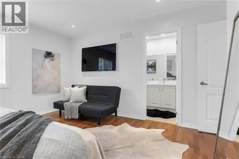 563 Fifty Road Stoney Creek ON L8E 5T5