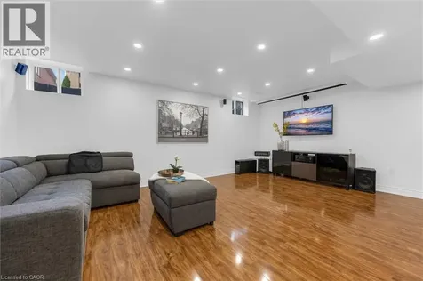 563 Fifty Road Stoney Creek ON L8E 5T5