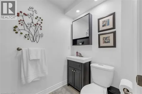 563 Fifty Road Stoney Creek ON L8E 5T5