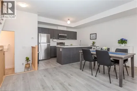 33 Red Maple Lane Barrie ON L9J 0N4
