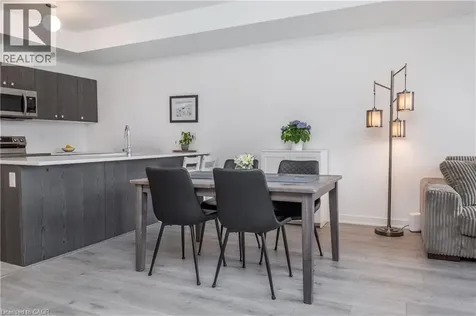 33 Red Maple Lane Barrie ON L9J 0N4
