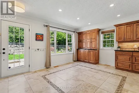 101 Ivy Crescent Ottawa ON K1M 1Y1