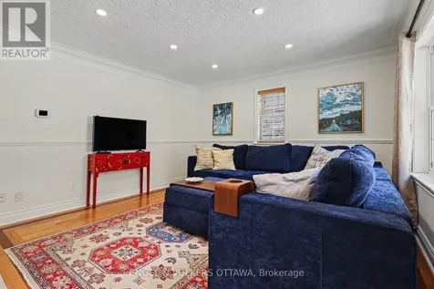101 Ivy Crescent Ottawa ON K1M 1Y1