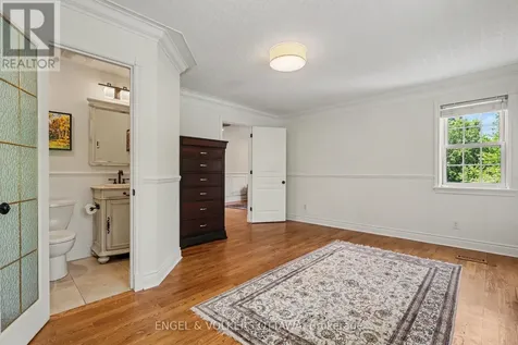 101 Ivy Crescent Ottawa ON K1M 1Y1