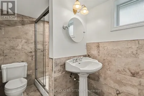 101 Ivy Crescent Ottawa ON K1M 1Y1