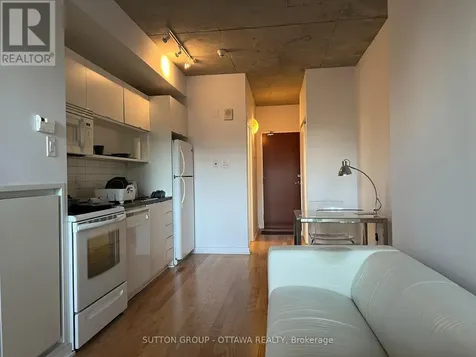324 Laurier Avenue West Ottawa ON K1P 0A4