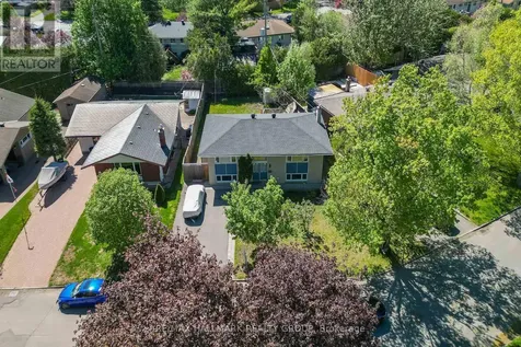 2966 Linton Road Ottawa ON K1V 8H2