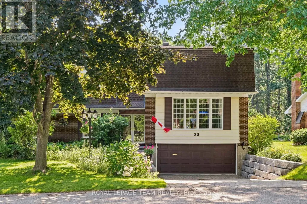 36 Glendenning Drive Ottawa ON K2H 7Y9