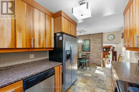 36 Glendenning Drive Ottawa ON K2H 7Y9