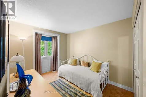 36 Glendenning Drive Ottawa ON K2H 7Y9