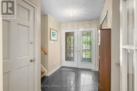 36 Glendenning Drive Ottawa ON K2H 7Y9