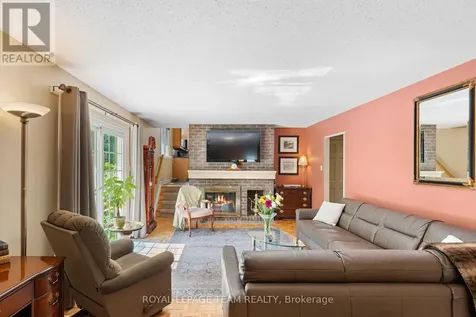 36 Glendenning Drive Ottawa ON K2H 7Y9