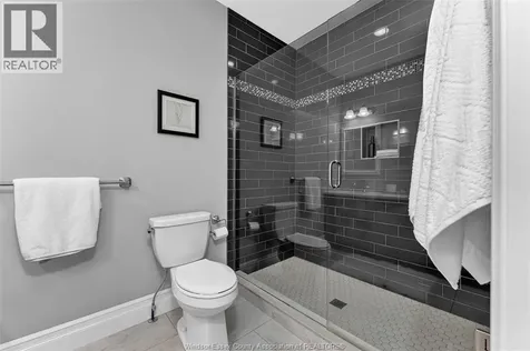 1701 Cypress Windsor ON N8P 1Y4