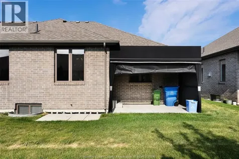 1701 Cypress Windsor ON N8P 1Y4