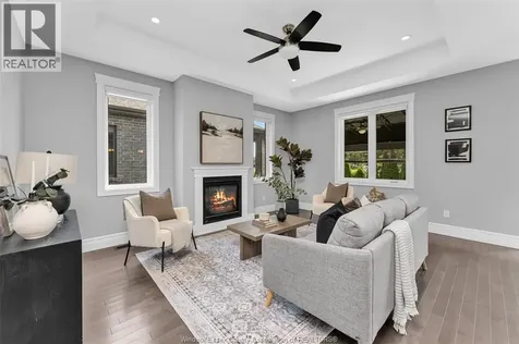 1701 Cypress Windsor ON N8P 1Y4