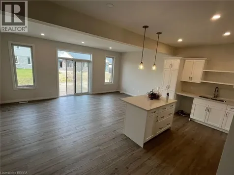226 Renaissance Drive St. Thomas ON N5R 0C1