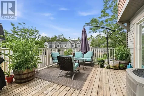 98 Brisote Lane Ottawa ON K2S 0V4
