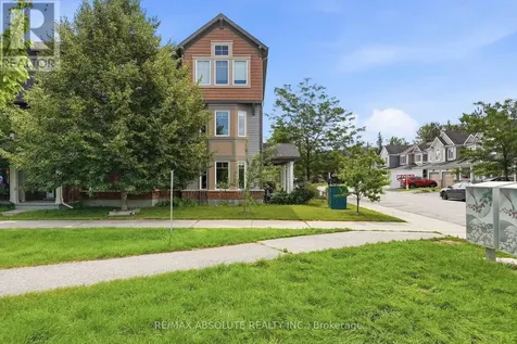 98 Brisote Lane Ottawa ON K2S 0V4