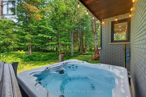 4167 Farmers Way Ottawa ON K0A 1K0
