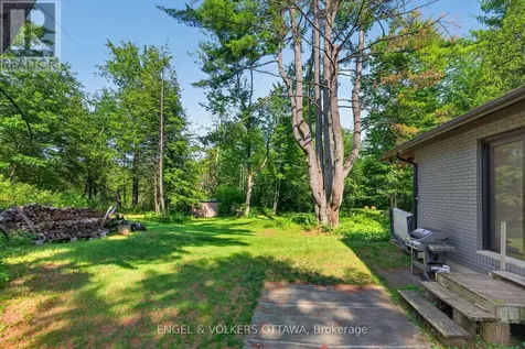 4167 Farmers Way Ottawa ON K0A 1K0