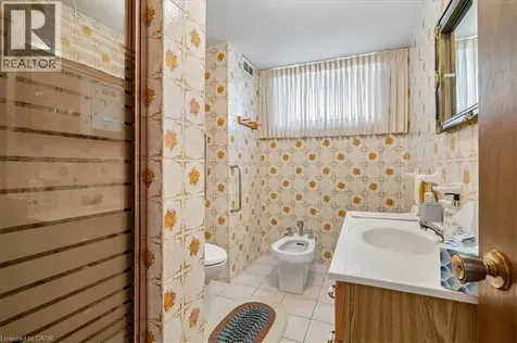 11 Duff Street Hamilton ON L9C 1A8