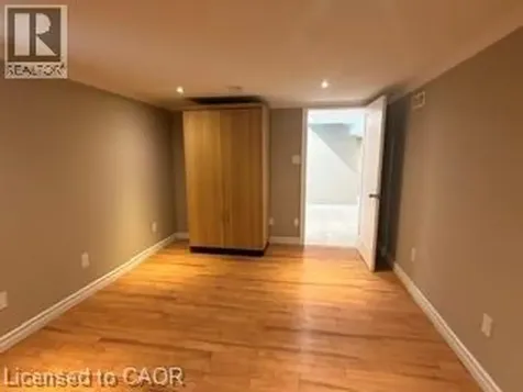 82 Millen Road Stoney Creek ON L8G 3G2