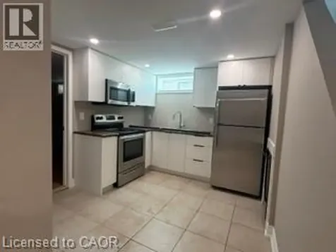 82 Millen Road Stoney Creek ON L8G 3G2