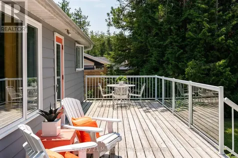 553 Bay Street South Bruce Peninsula ON N0H 2T0