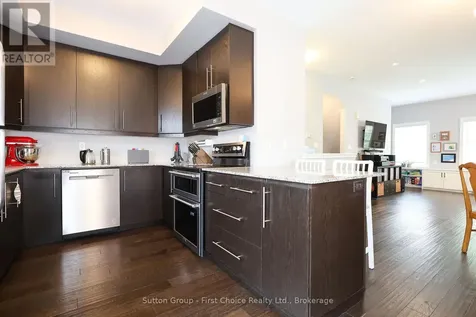 11 John Russell Lane Kitchener ON N2H 0B4