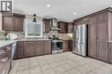 830 Revland Drive Tecumseh ON N8N 5B2
